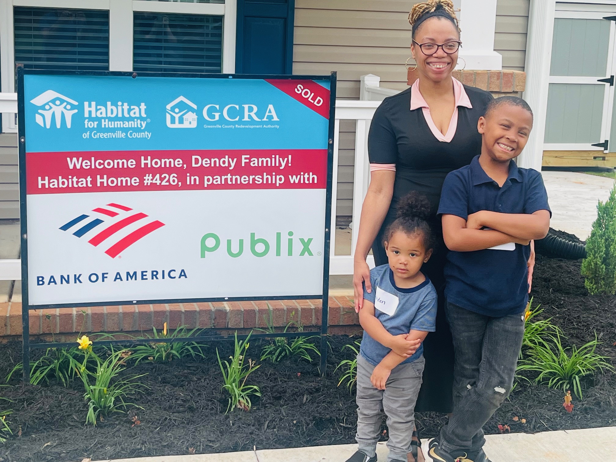 Bank of America dedicates home with Habitat Greenville